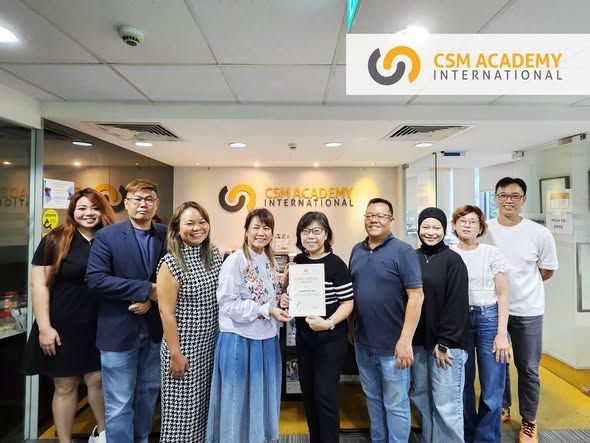 Long Service Award 10 Years - Christine Ng